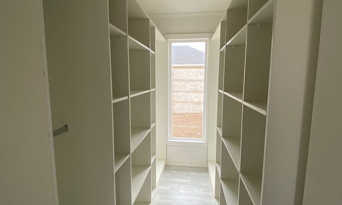 walking closet 11